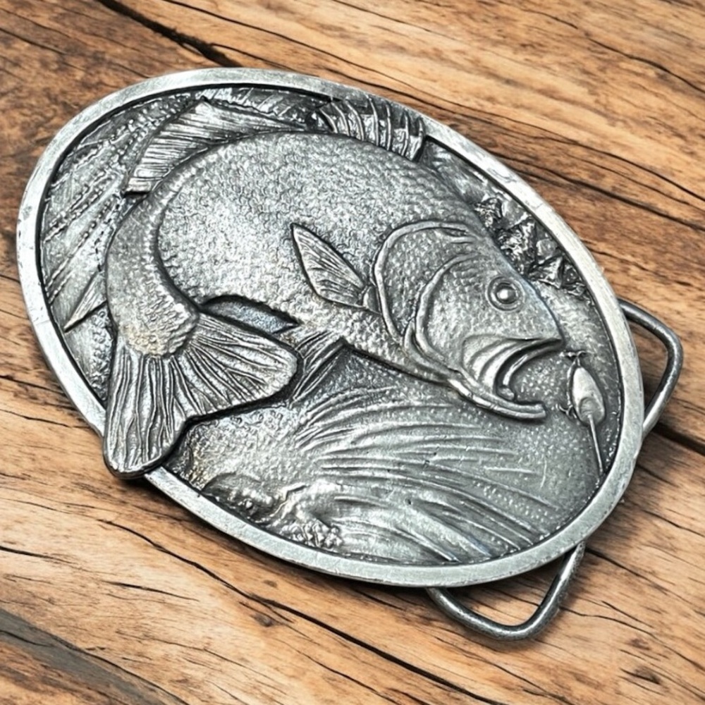 Vintage Collectors.Bergamot Brass Works Belt Buckle 1977 3D Bass Gray Bergamot - Picture 3 of 9